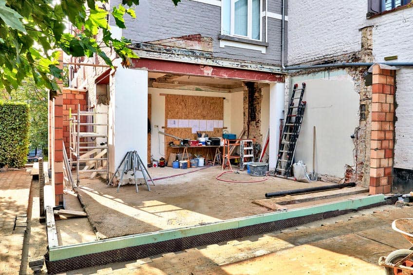 Do I Need a Surveyor If I Suspect Damage After Party Wall Work Leeds?