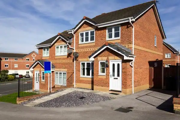 Learn about party wall notice Leeds do you need one?